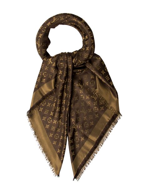 lv monogram shawl